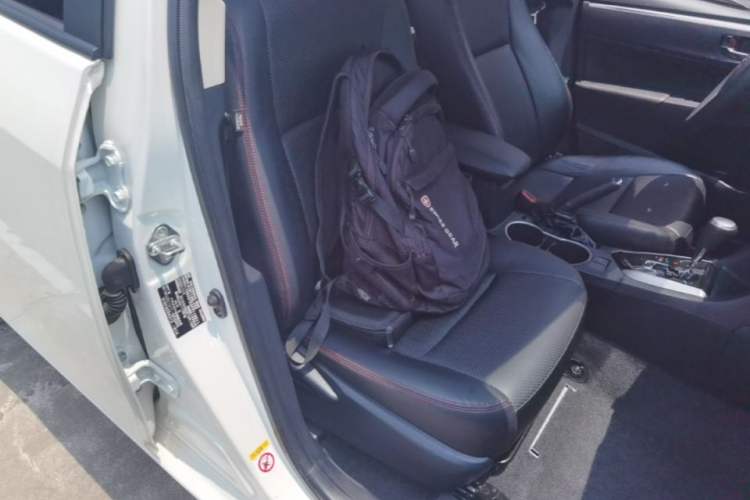Used Toyota Levin 2014 1.6G CVT Elite Edition Right Front Seat