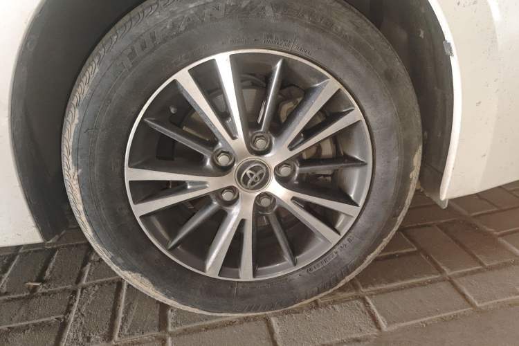 Used Toyota Levin 2014 1.6G CVT Elite Edition Right Front Wheel Hub