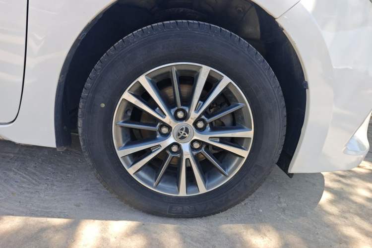 Used Toyota Levin 2014 1.6G CVT Elite Edition Right Front Wheel Hub