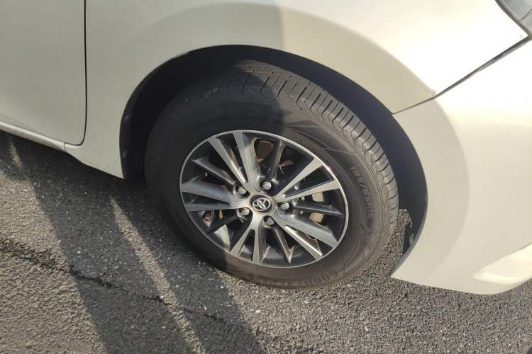 Used Toyota Levin 2014 1.6G CVT Elite Edition Right Front Wheel Hub
