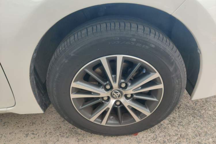 Used Toyota Levin 2014 1.6G CVT Elite Edition Right Front Wheel Hub