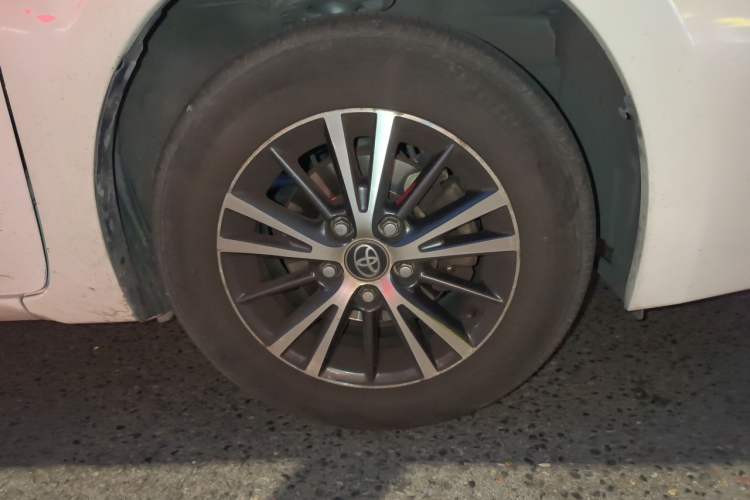 Used Toyota Levin 2014 1.6G CVT Elite Edition Right Front Wheel Hub