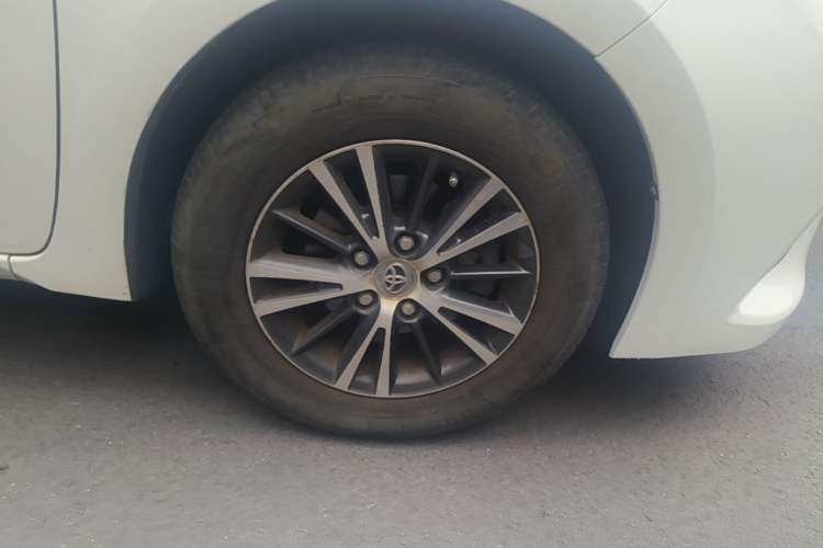 Used Toyota Levin 2014 1.6G CVT Elite Edition Right Front Wheel Hub
