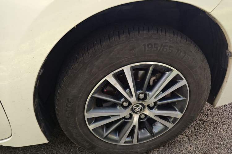 Used Toyota Levin 2014 1.6G CVT Elite Edition Right Front Wheel Hub