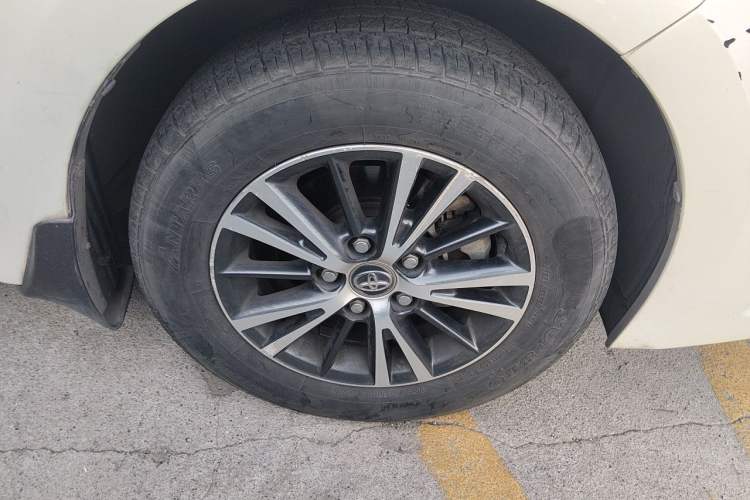 Used Toyota Levin 2014 1.6G CVT Elite Edition Right Front Wheel Hub
