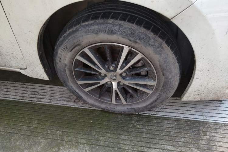 Used Toyota Levin 2014 1.6G CVT Elite Edition Right Front Wheel Hub
