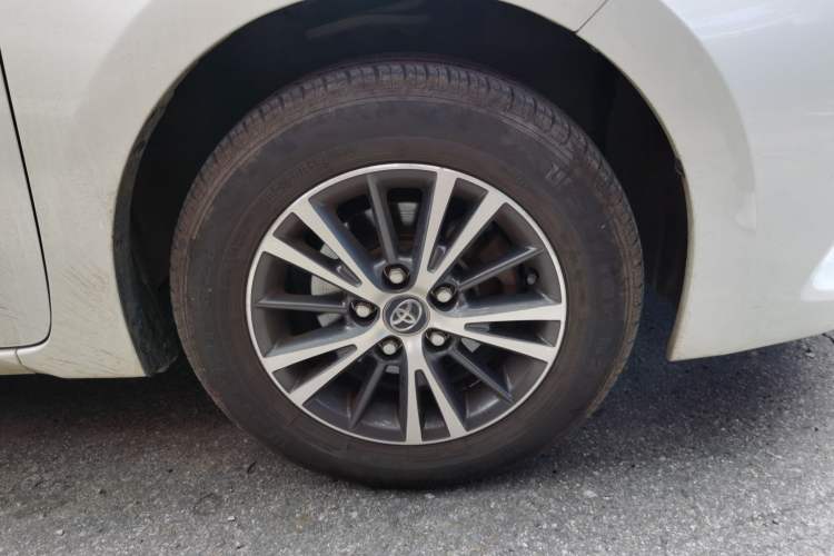 Used Toyota Levin 2014 1.6G CVT Elite Edition Right Front Wheel Hub