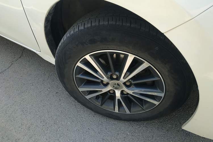 Used Toyota Levin 2014 1.6G CVT Elite Edition Right Front Wheel Hub