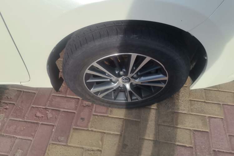 Used Toyota Levin 2014 1.6G CVT Elite Edition Right Front Wheel Hub