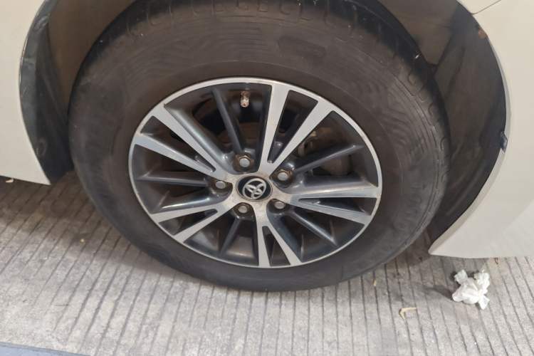 Used Toyota Levin 2014 1.6G-L CVT Leading Edition Right Front Wheel Hub