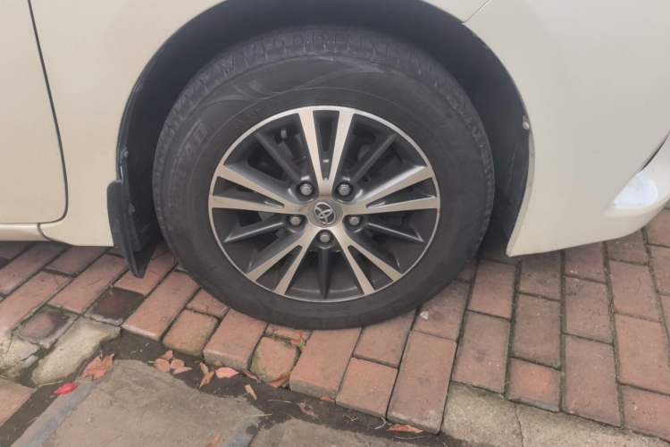 Used Toyota Levin 2014 1.6G CVT Elite Edition Right Front Wheel Hub
