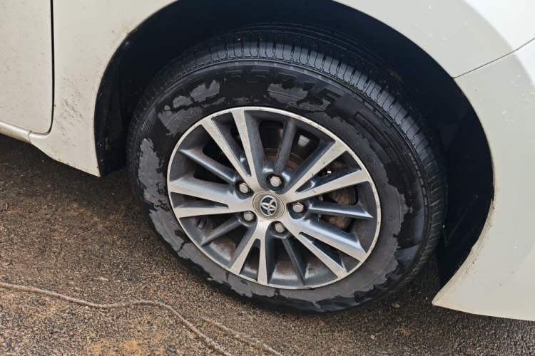 Used Toyota Levin 2014 1.6G CVT Elite Edition Right Front Wheel Hub