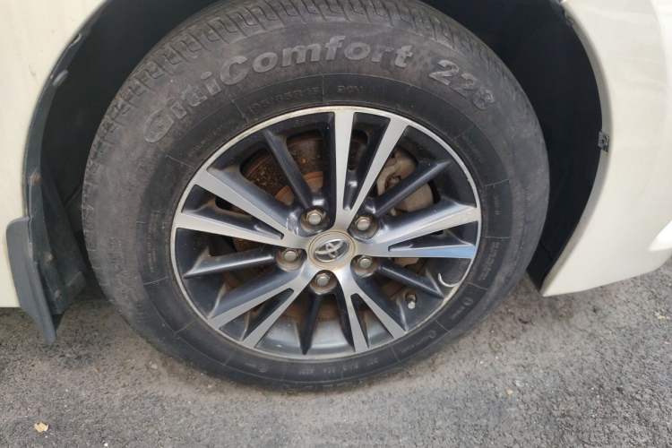 Used Toyota Levin 2014 1.6G CVT Elite Edition Right Front Wheel Hub