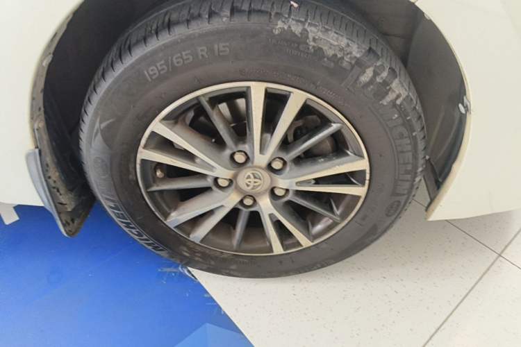 Used Toyota Levin 2014 1.6G CVT Elite Edition Right Front Wheel Hub