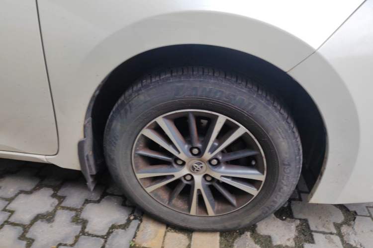 Used Toyota Levin 2014 1.6G CVT Elite Edition Right Front Wheel Hub