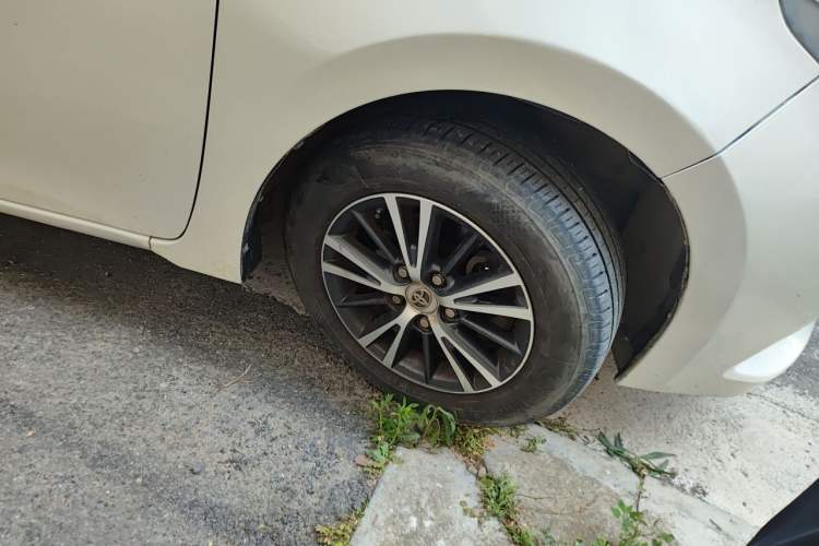 Used Toyota Levin 2014 1.6G CVT Elite Edition Right Front Wheel Hub