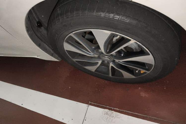Used Toyota Levin 2014 1.8 GS CVT Elite Edition Right Front Wheel Hub
