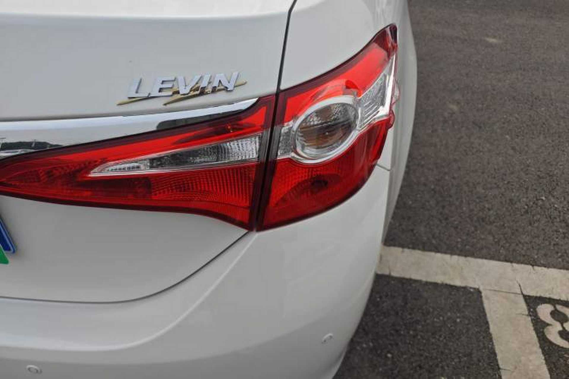 Used Toyota Levin 2014 1.6G Manual Elite Edition Right Rear Taillight