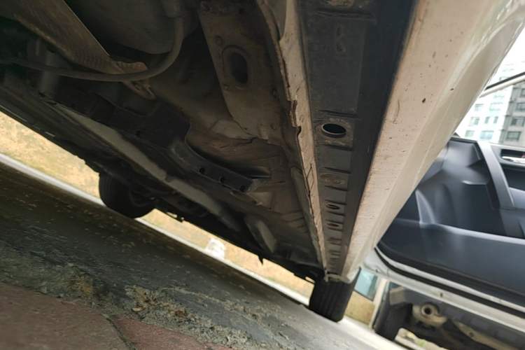 Used Toyota Levin 2014 1.6G CVT Elite Edition Right Side Sill