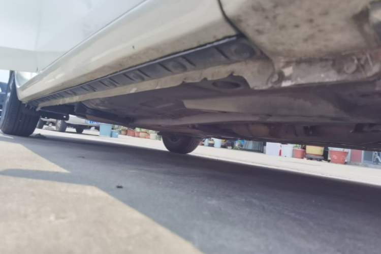 Used Toyota Levin 2014 1.6G CVT Elite Edition Right Side Sill
