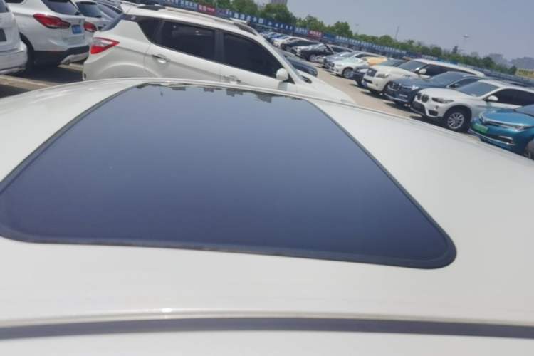Used Toyota Levin 2014 1.6G CVT Elite Edition Roof