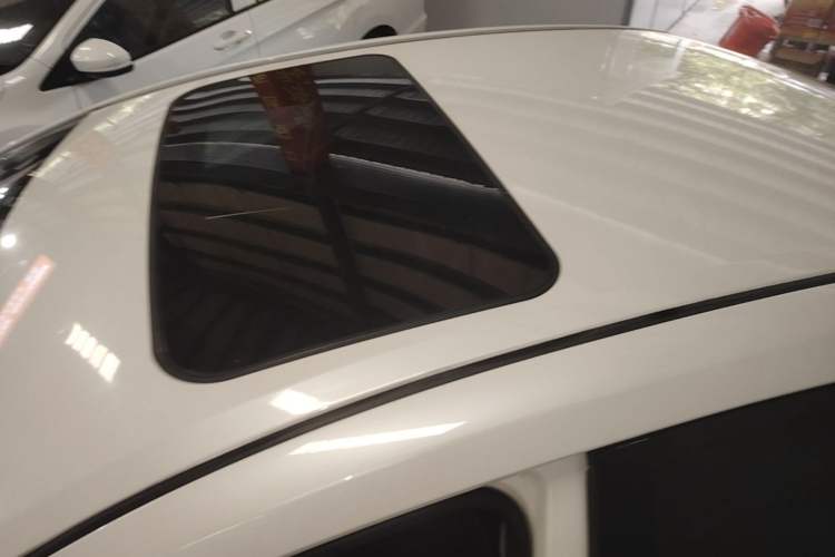 Used Toyota Levin 2014 1.6G CVT Elite Edition Roof