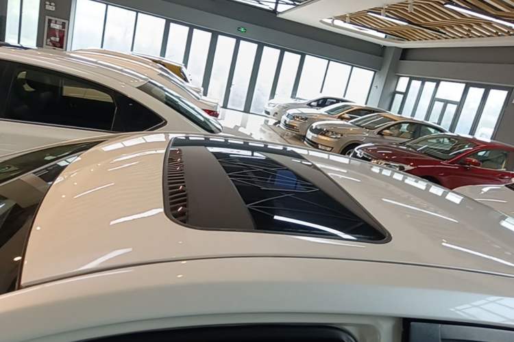 Used Toyota Levin 2014 1.6G CVT Elite Edition Roof