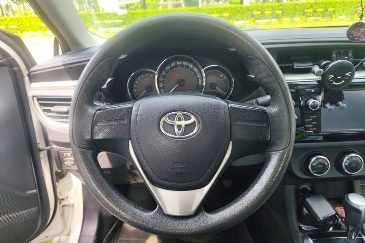 Used Toyota Levin 2014 1.6G CVT Elite Edition Steering Wheel
