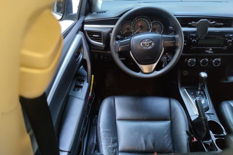 Used Toyota Levin 2014 1.6G CVT Elite Edition Steering Wheel
