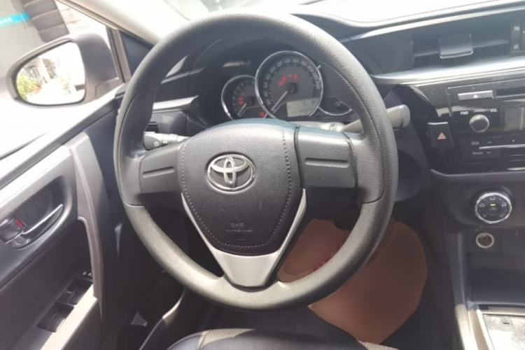 Used Toyota Levin 2014 1.6G CVT Elite Edition Steering Wheel