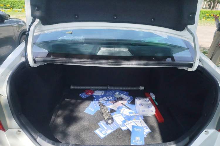 Used Toyota Levin 2014 1.6G CVT Elite Edition Trunk