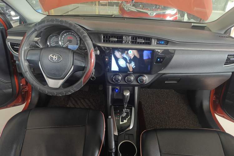 Used Toyota Levin 2014 1.6G CVT Elite Edition Center Console