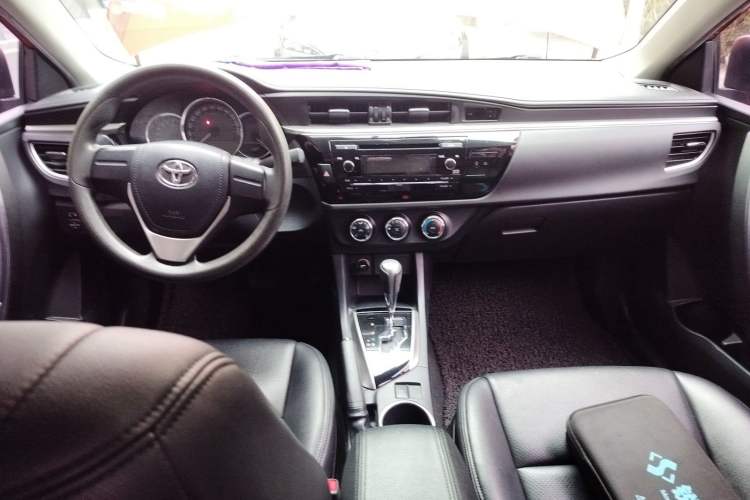 Used Toyota Levin 2014 1.6G CVT Elite Edition Center Console