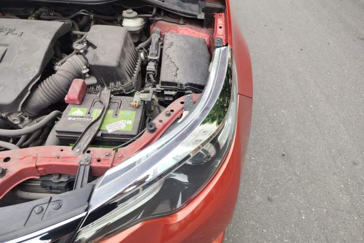 Used Toyota Levin 2014 1.6G CVT Elite Edition Engine Bay Left