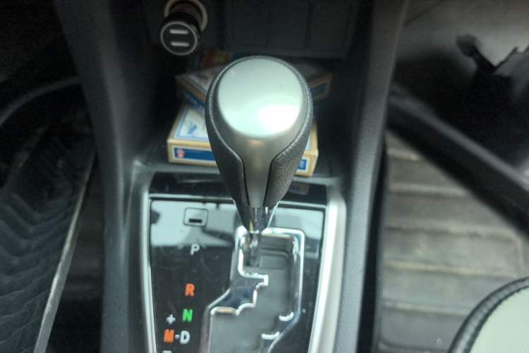 Used Toyota Levin 2014 1.6G CVT Elite Edition Gear Lever