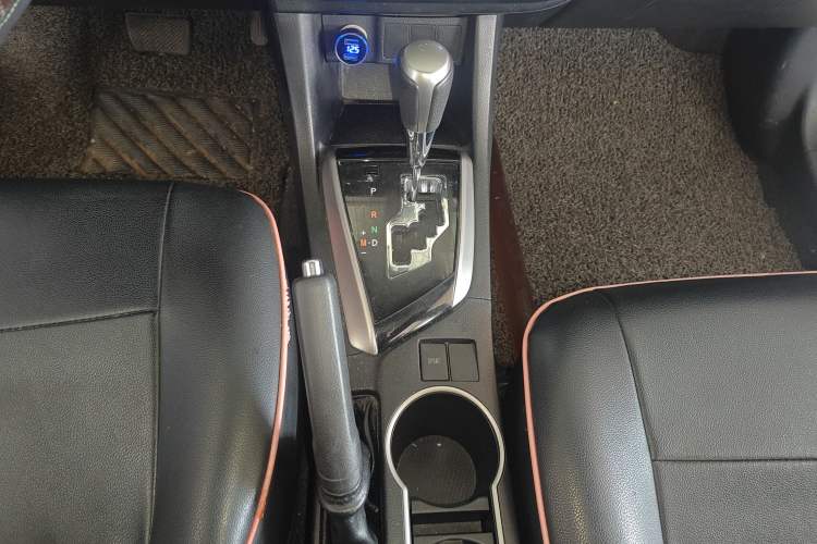 Used Toyota Levin 2014 1.6G CVT Elite Edition Gear Lever