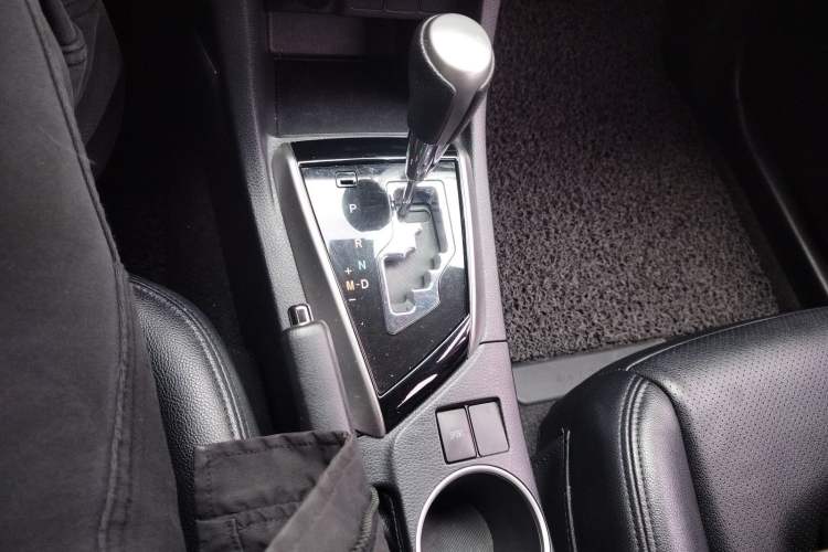 Used Toyota Levin 2014 1.6G CVT Elite Edition Gear Lever