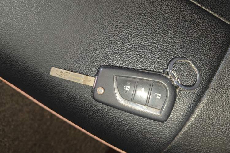 Used Toyota Levin 2014 1.6G CVT Elite Edition Interior 1