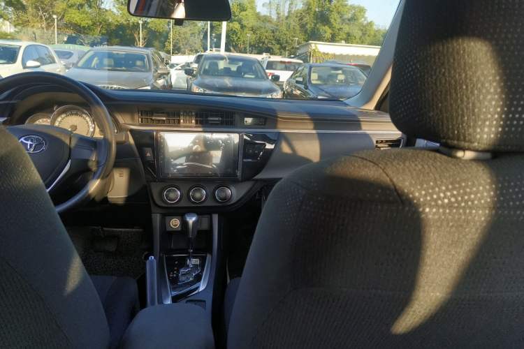 Used Toyota Levin 2014 1.6G CVT Elite Edition Interior 5