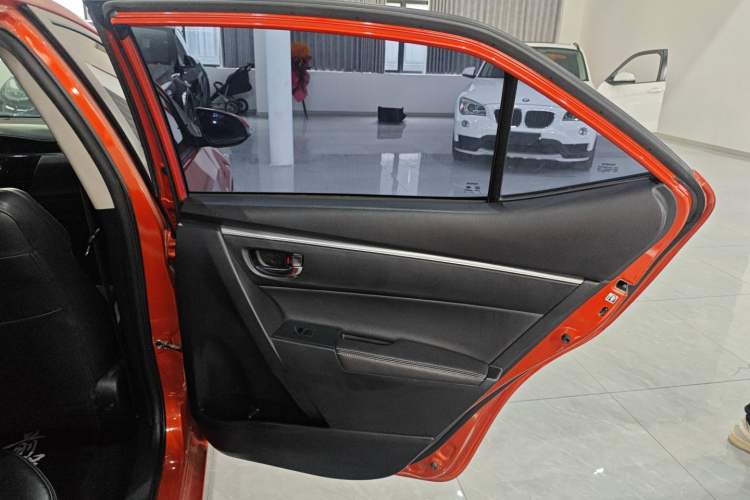 Used Toyota Levin 2014 1.6G-L CVT Leading Edition Interior 6