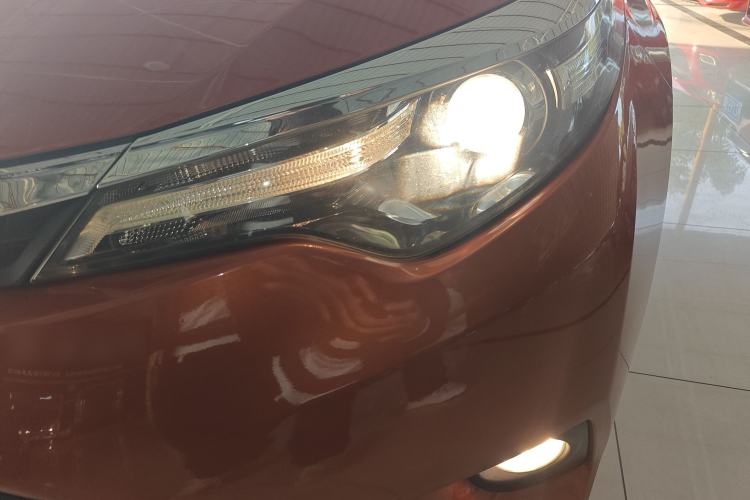 Used Toyota Levin 2014 1.6G CVT Elite Edition Left Front Headlight