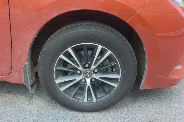 Used Toyota Levin 2014 1.6G CVT Elite Edition Right Front Wheel Hub
