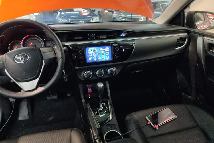 Used Toyota Levin 2015 1.6G CVT Orange Limited Edition Audio And AC Panel