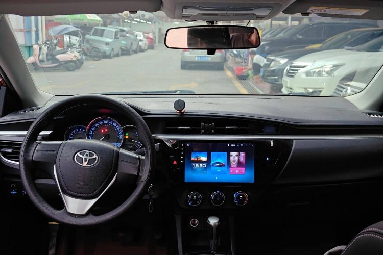 Used Toyota Levin 2015 1.6G CVT Orange Limited Edition Center Console
