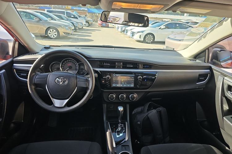 Used Toyota Levin 2015 1.6G CVT Orange Limited Edition Center Console