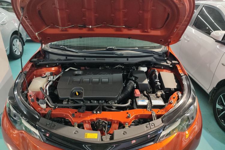 Used Toyota Levin 2015 1.6G CVT Orange Limited Edition Engine Bay