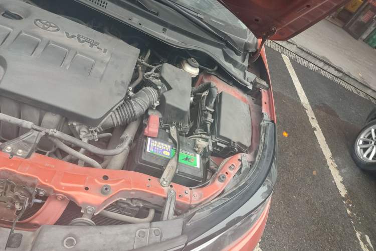Used Toyota Levin 2015 1.6G CVT Orange Limited Edition Engine Bay Left