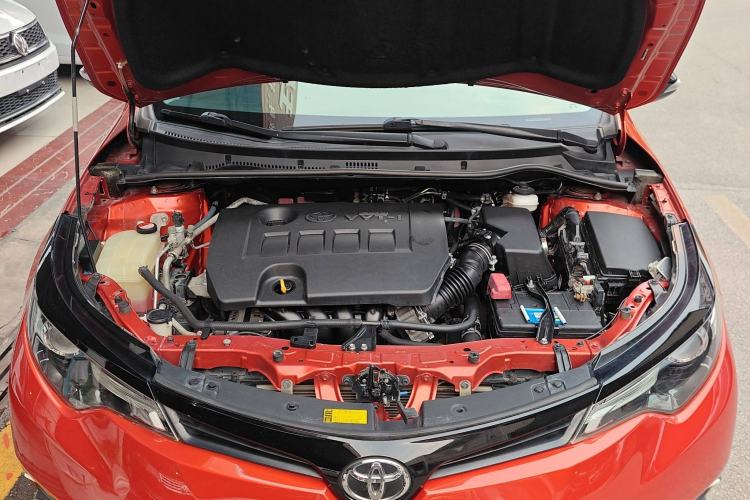 Used Toyota Levin 2015 1.6G CVT Orange Limited Edition Engine Bay