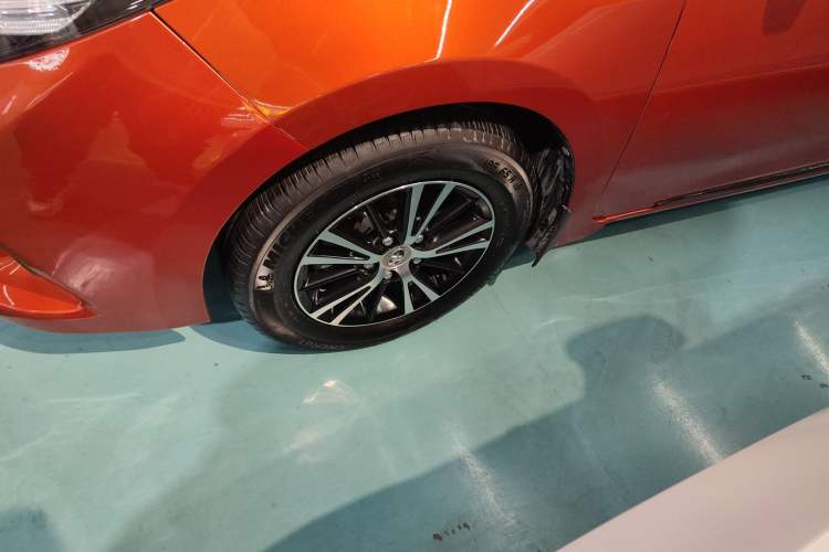 Used Toyota Levin 2015 1.6G CVT Orange Limited Edition Exterior 1