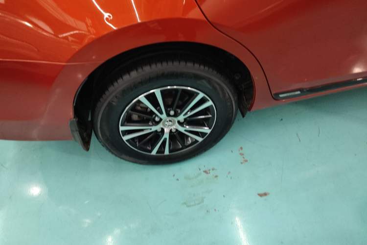 Used Toyota Levin 2015 1.6G CVT Orange Limited Edition Exterior 2